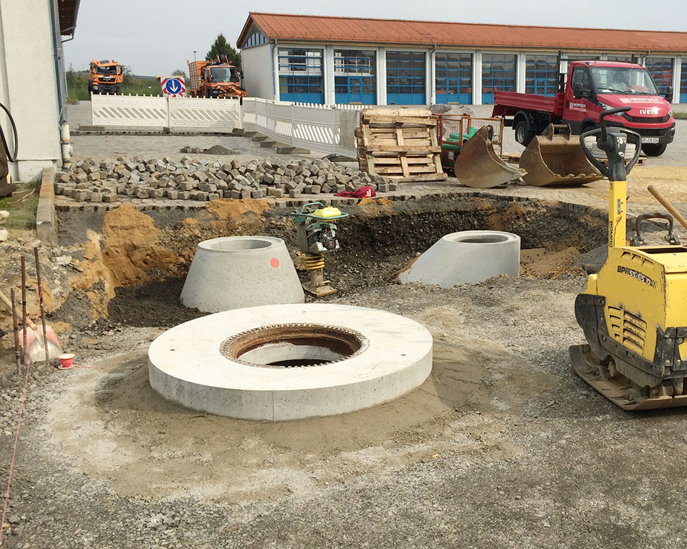 The Haase separator is fitted with an accessible D400 manhole cover plate.