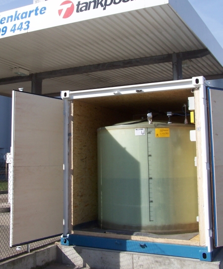 Haase-AdBlue storage tanks can be installed both as a flat-bottom tank and as an underground tank.