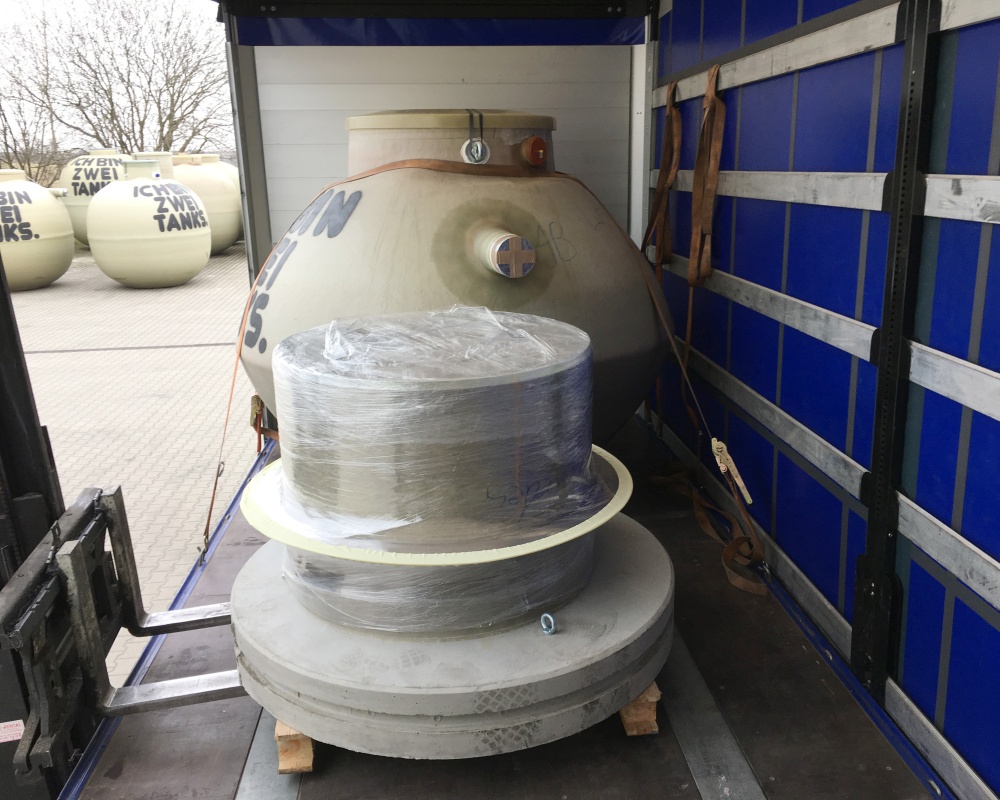 Thanks to its low weight, 5 separators including the covers can be delivered with one truck.